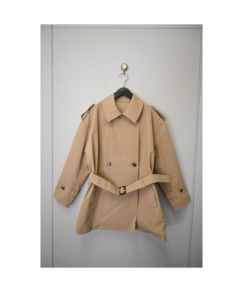 r.(アールドット)の「ショートトレンチコート(トレンチコート・レディース・ブラック/アイボリー/ベージュ・FREE)」の5枚目の写真