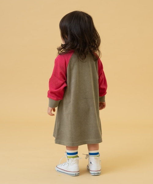 and D. petit main（アンドディープティマイン）の「【リンク】パイルワンピース（ワンピース・キッズ・カーキ/サックスブルー/ネイビー・90cm/120cm/130cm/140cm/100cm/110cm）」の5枚目の写真