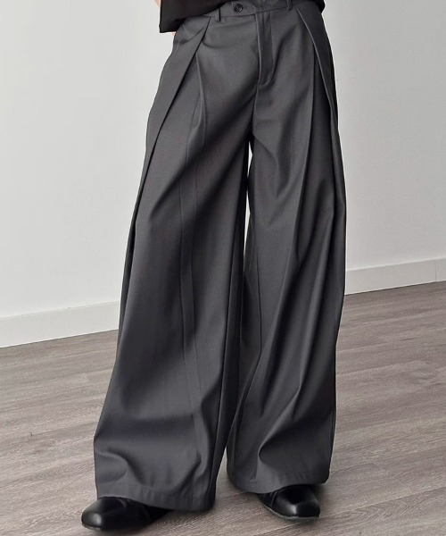 KELVIN（ケルヴァン）の「Tuck Wide Slacks Pants タック ワイド スラックスパンツ（デニムパンツ・メンズ・ブラック/グレー・MEDIUM/LARGE）」の7枚目の写真