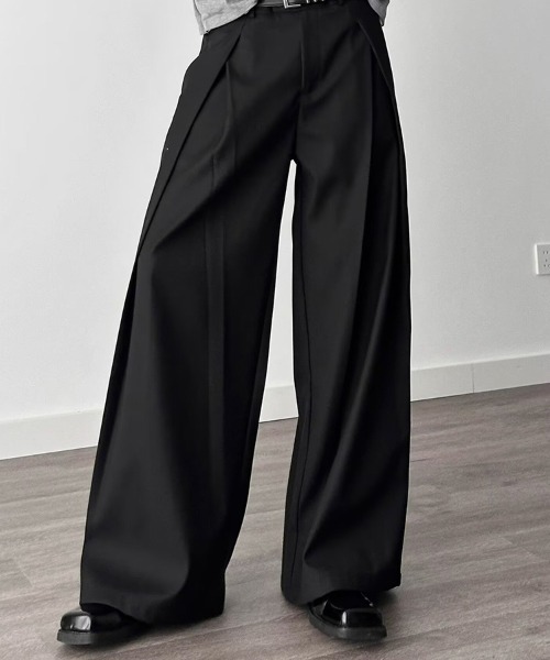 KELVIN（ケルヴァン）の「Tuck Wide Slacks Pants タック ワイド スラックスパンツ（デニムパンツ・メンズ・ブラック/グレー・MEDIUM/LARGE）」の13枚目の写真