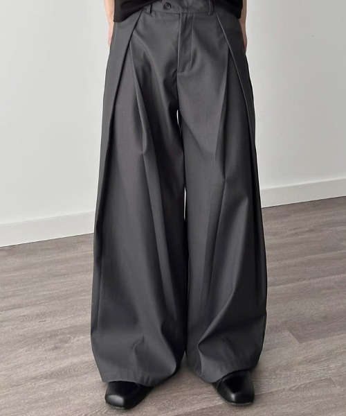 KELVIN（ケルヴァン）の「Tuck Wide Slacks Pants タック ワイド スラックスパンツ（デニムパンツ・メンズ・ブラック/グレー・MEDIUM/LARGE）」の14枚目の写真