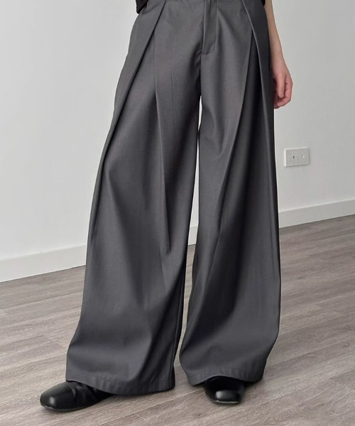 KELVIN（ケルヴァン）の「Tuck Wide Slacks Pants タック ワイド スラックスパンツ（デニムパンツ・メンズ・ブラック/グレー・MEDIUM/LARGE）」の17枚目の写真