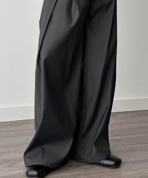 KELVIN（ケルヴァン）の「Tuck Wide Slacks Pants タック ワイド スラックスパンツ（デニムパンツ・メンズ・ブラック/グレー・MEDIUM/LARGE）」の20枚目の写真