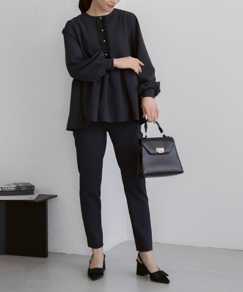 Sono(ソーノ)の「【新作2/20発売】ご自宅でお洗濯可能/シワ防止/UVカット【SONO/ソーノ】【Magical Stretch】フロントフリルチュニックブラウス(Tシャツ/カットソー・レディース・ブラック/ホワイト/ネイビー・F)」の8枚目の写真