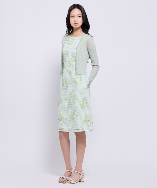 TOCCA(トッカ)の「EYELET AJISAI カーディガン(カーディガン/ボレロ・レディース・アイボリー系/ピンク系/ライトグリーン系/ネイビー系・MEDIUM/SMALL)」の15枚目の写真