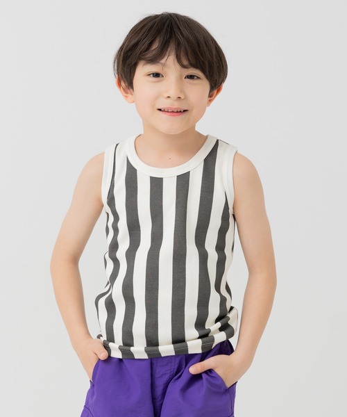 chil2(チルツー)の「総柄リブ素材 タンクトップ(タンクトップ・キッズ・ブラウン/ネイビー/ブラック/チャコールグレー/クリーム/ブルー・80cm/90cm/100cm/110cm/120cm/130cm/140cm/150cm)」の3枚目の写真