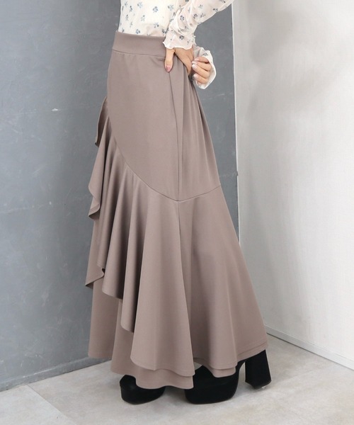 CECIL McBEE(セシルマクビー)の「カットツイルフリルスカート(スカート・レディース・モカ/ブラック・MEDIUM/LARGE)」の11枚目の写真