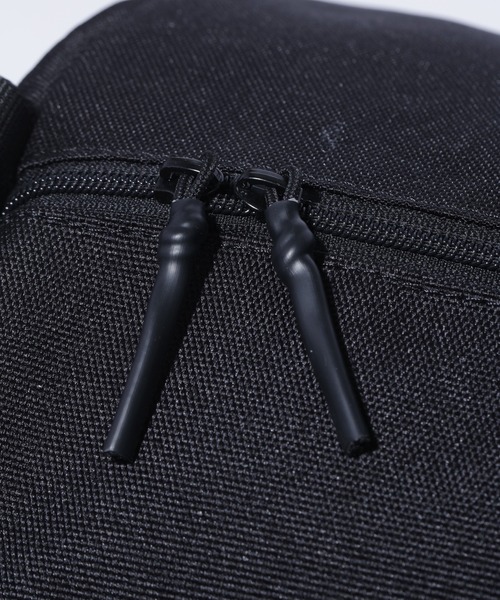 XLARGE（エクストララージ）の「DUFFLE BAG（ボストンバッグ・メンズ・カモフラージュ/ブラック・ONE SIZE）」の9枚目の写真
