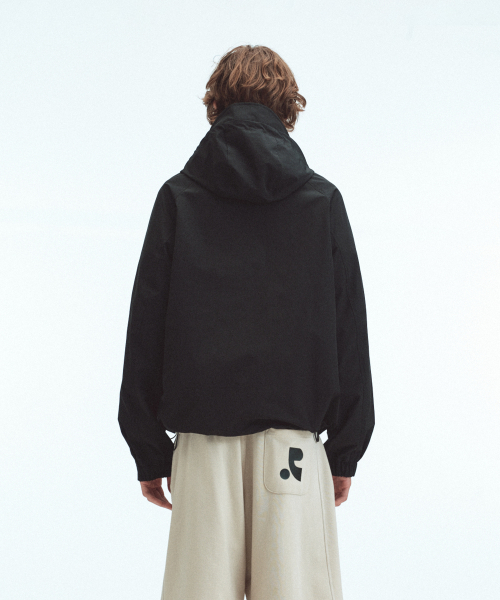 Rest&Recreation（レストアンドレクリエーション）の「GORPCORE HOOD JACKET - BLACK（ナイロンジャケット・メンズ・その他・ONE）」の5枚目の写真