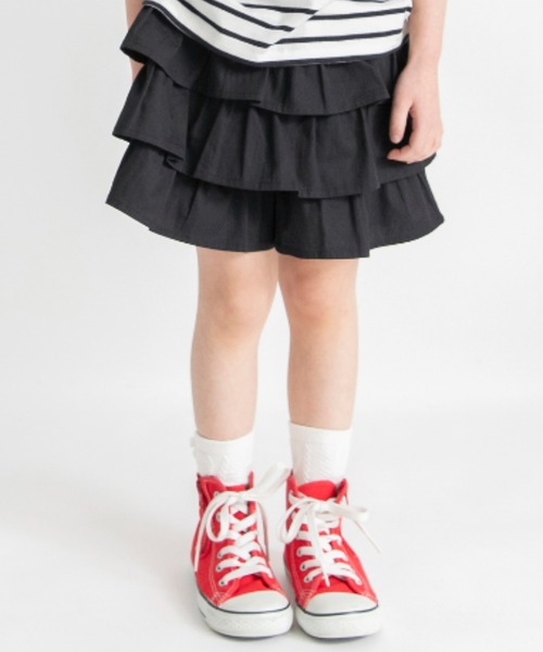BRANSHES（ブランシェス）の「フリルスカート風ショートパンツ（その他パンツ・キッズ・ブラック/サックスブルー/カラフル/ベージュ/アイボリー/チャコールグレー・100/120/150/140/110/130/90）」の2枚目の写真