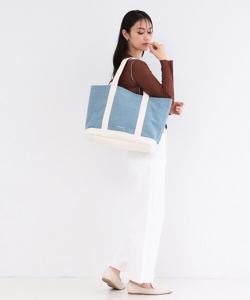 OPAQUE.CLIP（オペークドットクリップ）の「バイカラー帆布BIGトート（トートバッグ・レディース・チャコールグレー/サックスブルー系/ベージュ・00）」の7枚目の写真