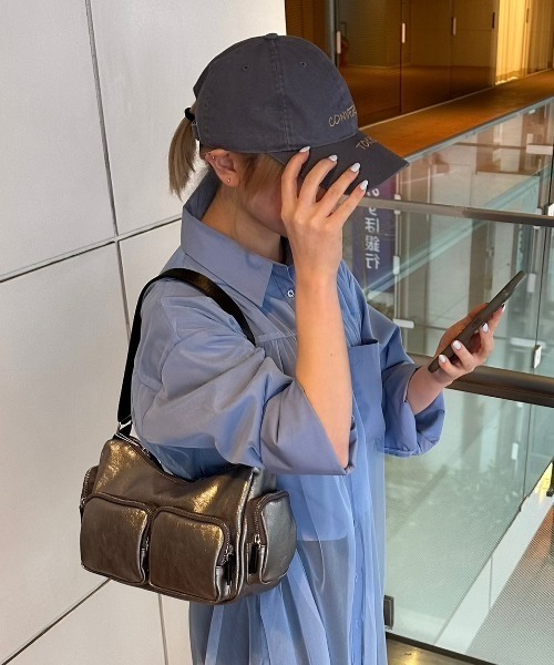 CONVERSE TOKYO(コンバーストウキョウ)の「WASHED EMBROIDERED LOGO CAP(キャップ・レディース・ブラウン/ブラック/ブルー・FREE)」の15枚目の写真
