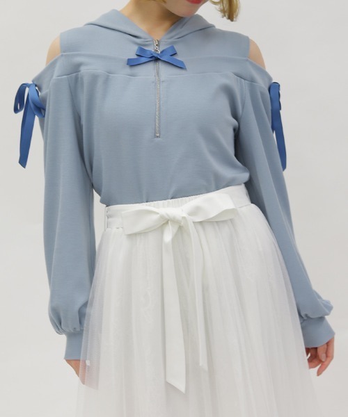axes femme POETIQUE(アクシーズファムポエティック)の「リボン付きオフショルリブPO(Tシャツ/カットソー・レディース・サックスブルー/ブラック/ピンク・MEDIUM)」の3枚目の写真