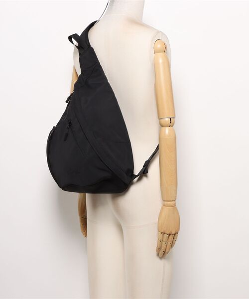 Arnold Palmer（アーノルドパーマー）の「リップストップ ショルダーバッグ（ショルダーバッグ・レディース・グレー/ブラック・F）」の6枚目の写真