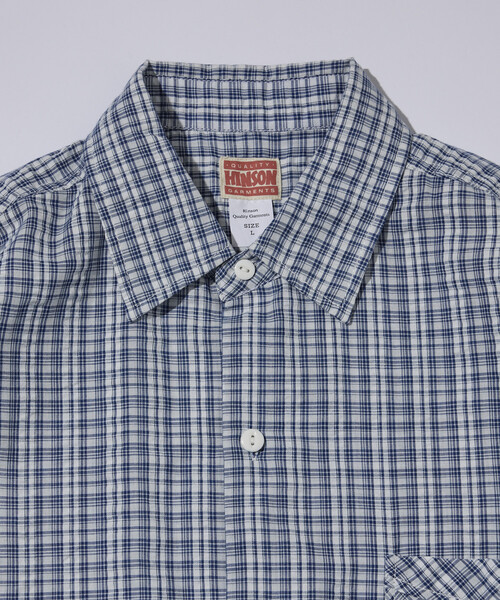 HINSON（ヒンソン）の「HINSON/ヒンソン シアサッカー レギュラーカラー ロングスリーブ チェックシャツ（シャツ/ブラウス・メンズ・ネイビー/ブラウン/グレー・MEDIUM/LARGE）」の5枚目の写真