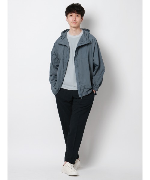 SUIT SQUARE（スーツスクエア）の「FLAT フードアウター ウォッシャブル UVカット 軽量 ナイロンワッシャー 無地（その他アウター・メンズ・ブラック/ブルー・M/L）」の3枚目の写真