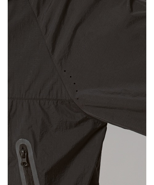 SUIT SQUARE（スーツスクエア）の「FLAT フードアウター ウォッシャブル UVカット 軽量 ナイロンワッシャー 無地（その他アウター・メンズ・ブラック/ブルー・M/L）」の21枚目の写真