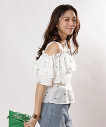 JUSGLITTY（ジャスグリッティー）の「プチボヌールブラウス（シャツ/ブラウス・レディース）」