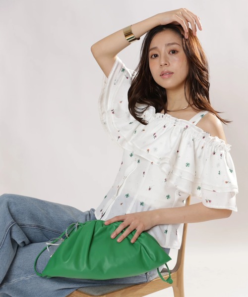 JUSGLITTY（ジャスグリッティー）の「プチボヌールブラウス（シャツ/ブラウス・レディース・ライトブルー/ホワイト系その他・1/2）」の3枚目の写真