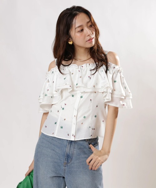 JUSGLITTY（ジャスグリッティー）の「プチボヌールブラウス（シャツ/ブラウス・レディース・ライトブルー/ホワイト系その他・1/2）」の10枚目の写真