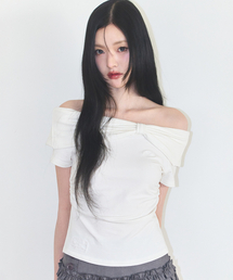 ILLIGO｜イリゴのTシャツ/カットソー（オフショルダー）通販 - ZOZOTOWN