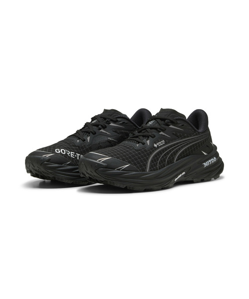 PUMA(プーマ)の「PUMA プーマ メンズ ファスト トラック ニトロ 4 ゴアテックス ランニングシ(スニーカー・メンズ・ブラック×シルバー・27.5cm/27.0cm/28.0cm/29.0cm/28.5cm/26.5cm/26.0cm/25.5cm)」の2枚目の写真