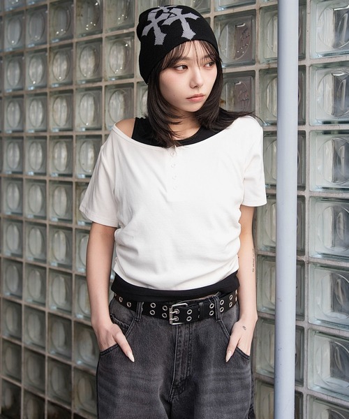 WEGO(ウィゴー)の「WEGO/レイヤードヘンリーネック半袖T(Tシャツ/カットソー・レディース・杢グレー/ホワイト/その他1・FREE)」の2枚目の写真