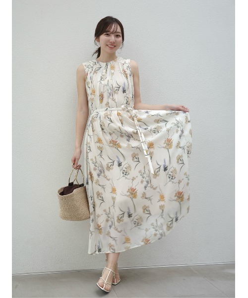 anuans（アニュアンス）の「フローラルモチーフプリントワンピース（ワンピース・レディース・ライトベージュ/ネイビー/ホワイト・MEDIUM/SMALL）」の22枚目の写真