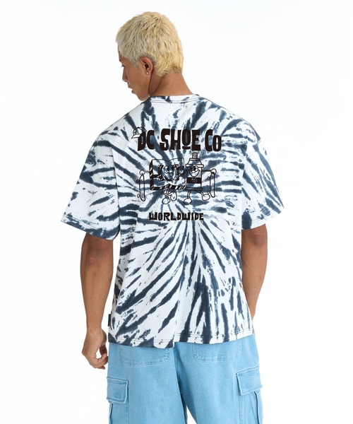 DC SHOES(ディーシーシューズ)の「DC SHOES メンズ 26 PLAY BUDDY SS Tシャツ 【2026年春夏モデル】/バックプリント半袖Tシャツ(Tシャツ/カットソー・メンズ・ホワイト/ブラック/ブラック系その他・MEDIUM/LARGE/X-LARGE)」の3枚目の写真