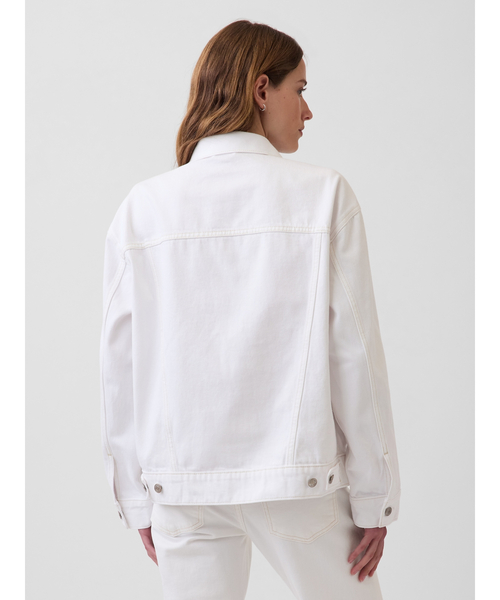 GAP(ギャップ)の「オーバーサイズ アイコンデニムジャケット ホワイト(デニムジャケット・レディース・ホワイト・M/L/XS/S)」の3枚目の写真