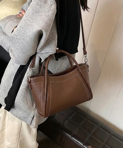 yuue' ( wear )(ユーイ)の「2WAYステッチミニショルダーバッグ(ショルダーバッグ・レディース・ダークブラウン/ブラック/アイボリー・FREE)」の8枚目の写真