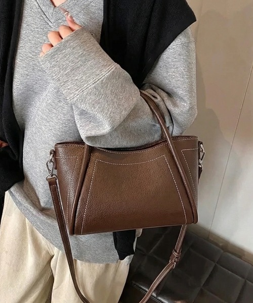 yuue' ( wear )(ユーイ)の「2WAYステッチミニショルダーバッグ(ショルダーバッグ・レディース・ダークブラウン/ブラック/アイボリー・FREE)」の9枚目の写真