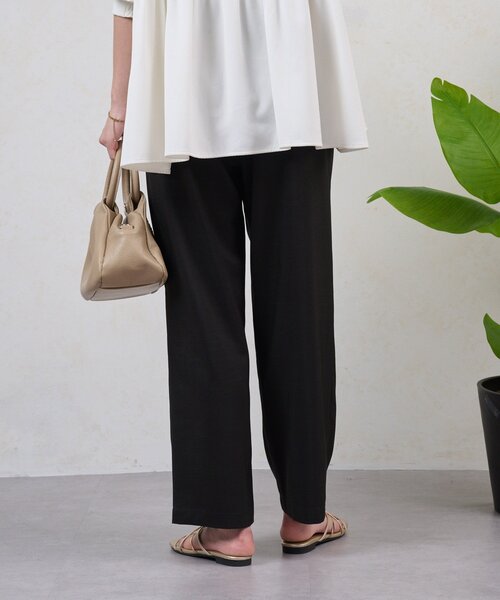 Jena espace merveilleux(ジェナ エスパスメルヴェイユ)の「イージータックテーパードパンツ(その他パンツ・レディース・ブラック/グレー/ベージュ・FREE)」の5枚目の写真