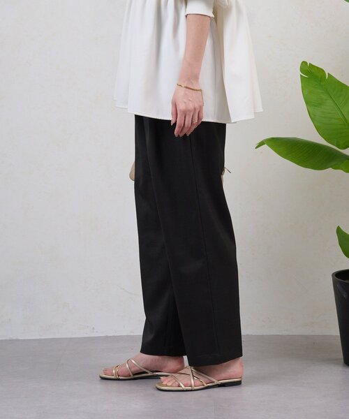 Jena espace merveilleux(ジェナ エスパスメルヴェイユ)の「イージータックテーパードパンツ(その他パンツ・レディース・ブラック/グレー/ベージュ・FREE)」の6枚目の写真