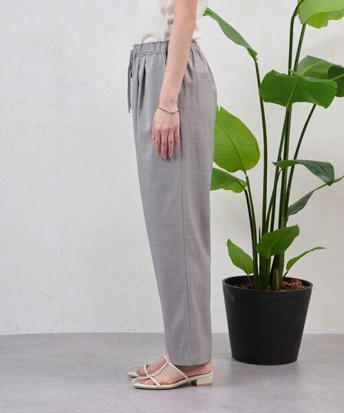 Jena espace merveilleux(ジェナ エスパスメルヴェイユ)の「イージータックテーパードパンツ(その他パンツ・レディース・ブラック/グレー/ベージュ・FREE)」の15枚目の写真