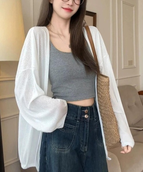 Forcement(フォースメント)の「夏服。軽やかな透け感とゆったりシルエットで抜け感をまとうシアーUVカットカーデ(カーディガン/ボレロ・レディース・ブラック/ベージュ/ホワイト・FREE)」の9枚目の写真