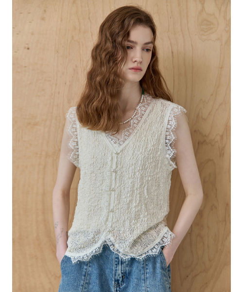 MAXZA(マージャコレクション)の「レースブロックフラワースカシスリーブレスニット(ニット/セーター・レディース・ブラック/ベージュ・FREE)」の6枚目の写真