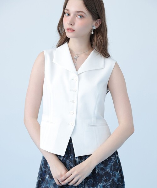 ANAYI（アナイ）の「ドライスラブ衿付きジレ〈セットアップ対応商品〉（その他アウター・レディース・ネイビー/ホワイト/ブルー・38/36）」の10枚目の写真