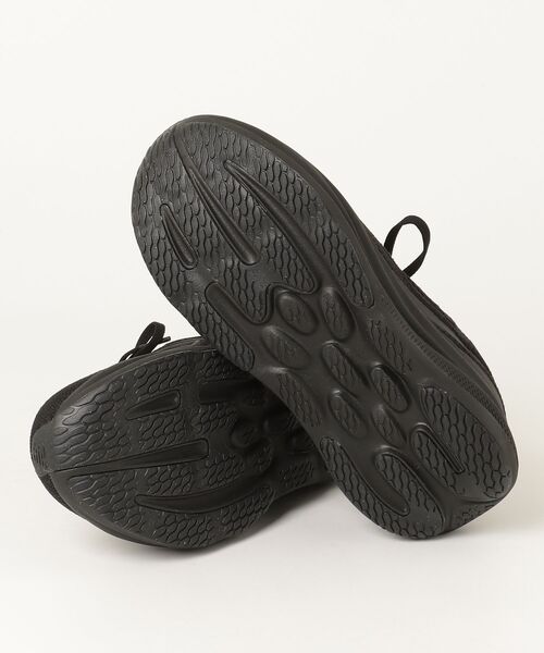 NEW BALANCE(ニューバランス)の「1080 v15(スニーカー・メンズ・ブラック×ブラック・28.0cm/28.5cm/29.0cm/25.5cm/26.0cm/26.5cm/27.0cm/27.5cm/25.0cm)」の5枚目の写真