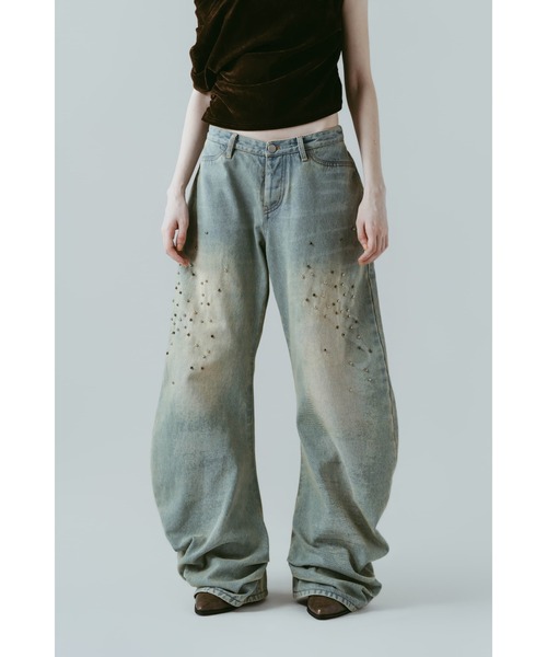 Knuth Marf(クヌースマーフ)の「studded draped denim pants(unisex)(デニムパンツ・レディース・ブラック/ブルー・SMALL/MEDIUM/X-SMALL)」の2枚目の写真