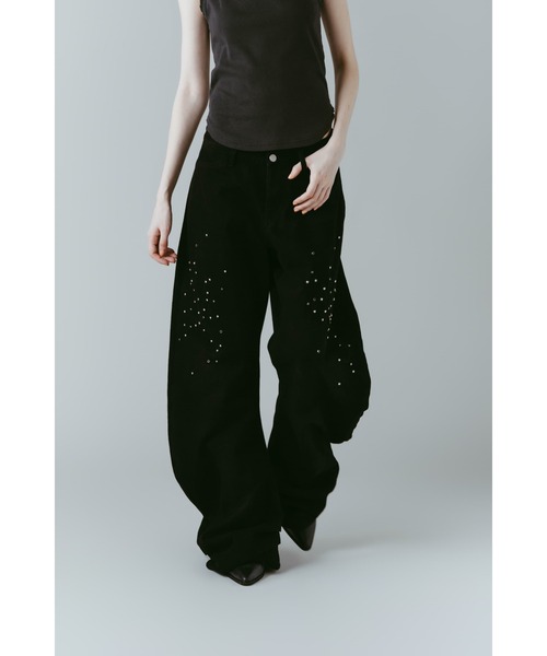 Knuth Marf(クヌースマーフ)の「studded draped denim pants(unisex)(デニムパンツ・レディース・ブラック/ブルー・SMALL/MEDIUM/X-SMALL)」の3枚目の写真
