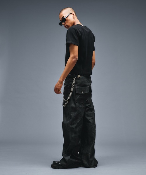 ANDER HUNK(アンダーハンク)の「Slim Fit Henry neck Rib T-shirt/スリムフィットヘンリーネックリブTシャツ(Tシャツ/カットソー・メンズ・チャコールグレー/ブラウン/ブラック/ライトグレー・SMALL/LARGE/MEDIUM)」の5枚目の写真