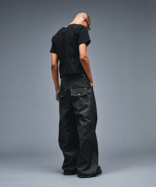 ANDER HUNK(アンダーハンク)の「Slim Fit Henry neck Rib T-shirt/スリムフィットヘンリーネックリブTシャツ(Tシャツ/カットソー・メンズ・チャコールグレー/ブラウン/ブラック/ライトグレー・SMALL/LARGE/MEDIUM)」の6枚目の写真