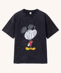 VTWO（ブイツー）の「ヴィンテージウォッシングスマイル_ミッキー_ Tシャツ (ブラック)（Tシャツ/カットソー）」