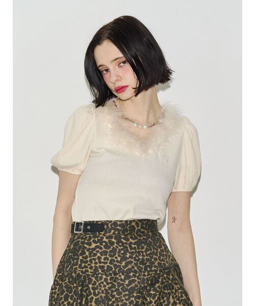 jouetie(ジュエティ)の「フェザードッキングトップス(Tシャツ/カットソー・レディース・ピンク/アイボリー/ブラック・FREE)」の1枚目の写真