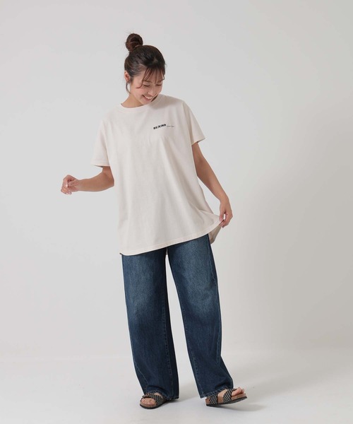 HEART MARKET（ハートマーケット）の「アシメフレンチ袖バックプリントチュニック（Tシャツ/カットソー・レディース・ネイビー/グレー/ナチュラル/ブラック/チャコール/ミント・FREE）」の9枚目の写真