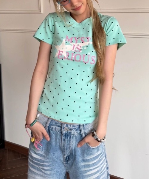 SHEPP(シープ)の「ドット柄 クルーネックスターグラフィックプリントTシャツ コンパクトT 半袖 Y2K(Tシャツ/カットソー・レディース・ネイビー/グリーン/ホワイト・M/L)」の14枚目の写真