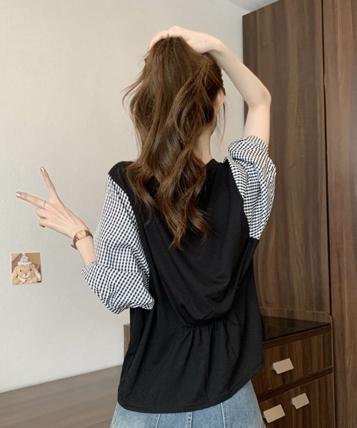 2ly2(トゥーリートゥー)の「異素材切替ボリュームスリーブトップス レディース 配色デザインブラウス(Tシャツ/カットソー・レディース・グレー/ブラック/ブラック系その他・FREE)」の20枚目の写真