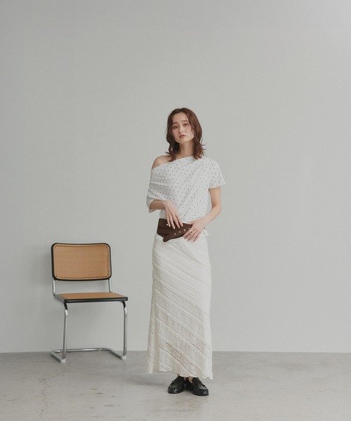 ad thie(アドティエ)の「ドット ドレープネック トップス(Tシャツ/カットソー・レディース・オフホワイト/杢グレー/ブラック・FREE)」の10枚目の写真