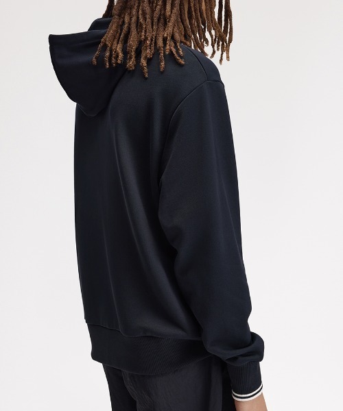 FRED PERRY(フレッドペリー)の「Tipped Hooded Sweatshirt/ティップドフードスウェット(パーカー・メンズ・ベージュ/ブラック/ネイビー・XL/L/M/S)」の13枚目の写真